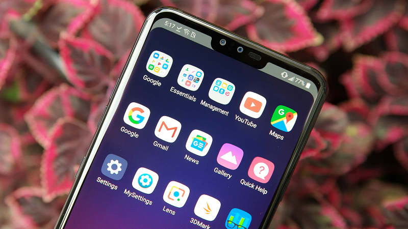LG calls that gray area the V40's second screen, but we all know what it really is.